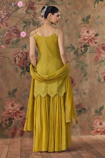 Kritika Dawar_Yellow Chanderi Scoop Neck Safa Kurta And Gharara Set _Online_at_Aza_Fashions