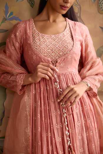 Shop Kritika Dawar Pink Chanderi, Cotton, Organza Scoop Neck Falak Hand Embroidered Anarkali Set Shop_Kritika Dawar_Pink Chanderi, Cotton, Organza Scoop Neck Falak Hand Embroidered Anarkali Set