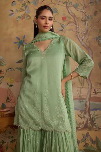 Buy Kritika Dawar Green Chanderi V-neck, Yes Paakiza Hand Embroidered Kurta And Gharara Set Buy_Kritika Dawar_Green Chanderi V-neck, Yes Paakiza Hand Embroidered Kurta And Gharara Set