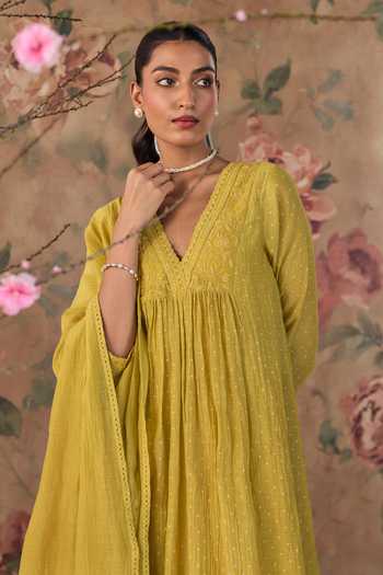 Buy Kritika Dawar Yellow Cotton, Chanderi V-neck Tahira Print Kurta Set Online at Aza Fashions Buy_Kritika Dawar_Yellow Cotton, Chanderi V-neck Tahira Print Kurta Set _Online_at_Aza_Fashions