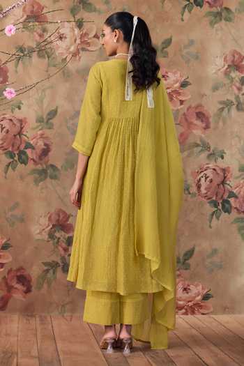 Kritika Dawar Tahira Print Kurta Set