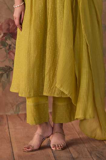 Kritika Dawar Yellow Cotton, Chanderi V-neck Tahira Print Kurta Set at Aza Fashions Kritika Dawar_Yellow Cotton, Chanderi V-neck Tahira Print Kurta Set _at_Aza_Fashions
