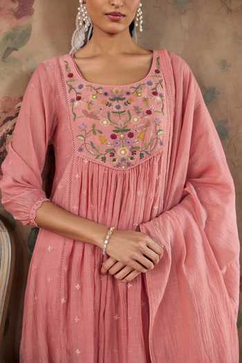 Shop Kritika Dawar Pink Chanderi, Cotton Square Neck, Yes Phool Embroidered Kurta Set Shop_Kritika Dawar_Pink Chanderi, Cotton Square Neck, Yes Phool Embroidered Kurta Set