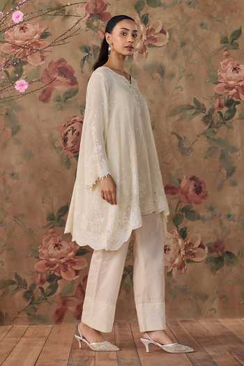 Buy Kritika Dawar Ivory Chanderi, Cotton V-neck Sabeen Kurta And Pant Set Buy_Kritika Dawar_Ivory Chanderi, Cotton V-neck Sabeen Kurta And Pant Set