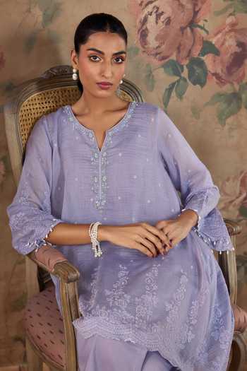 Buy Kritika Dawar Lilac Chanderi, Cotton Split V-neck, Yes Sabeen Embroidered Scalloped Kurta Set Online at Aza Fashions Buy_Kritika Dawar_Lilac Chanderi, Cotton Split V-neck, Yes Sabeen Embroidered Scalloped Kurta Set _Online_at_Aza_Fashions