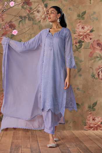 Kritika Dawar Nayab Scalloped Straight Kurta Set
