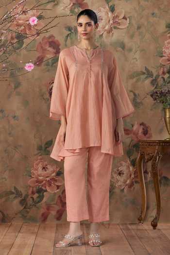 Kritika Dawar Zaina Hand Embellished Kurta Set