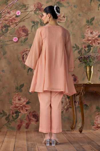 Kritika Dawar Zaina Hand Embellished Kurta Set