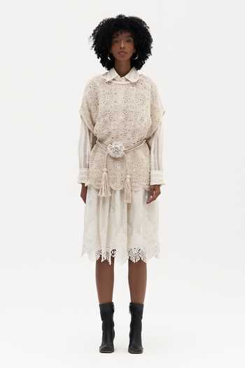 Payal Jain Off White Cotton Round Neck Carita Crochet Top Online at Aza Fashions Payal Jain_Off White Cotton Round Neck Carita Crochet Top _Online_at_Aza_Fashions