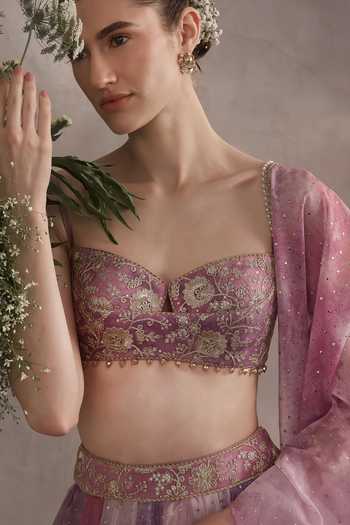 Buy_Cedar & Pine_Mauve Organza, Tulle Sweetheart Neck Foil Print Lehenga Set 