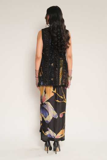 Esha L Amin Embroidered Sleeveless Jacket 