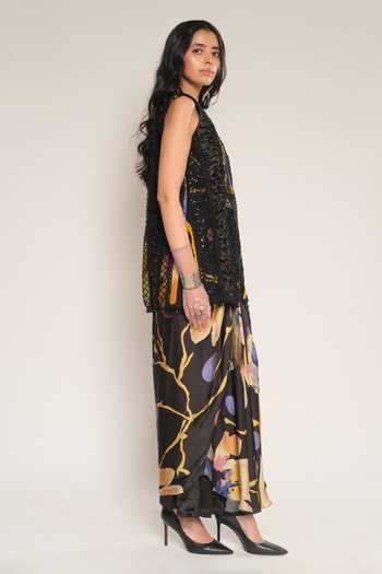 Buy_Esha L Amin_Black Viscose, Crepe Open Neck Embroidered Sleeveless Jacket _Online_at_Aza_Fashions