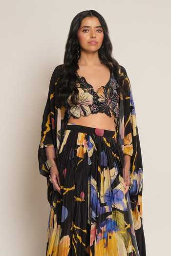 Buy Esha L Amin Black Crepe, Viscose Floral Print Cape Online at Aza Fashions Buy_Esha L Amin_Black Crepe, Viscose Floral Print Cape _Online_at_Aza_Fashions