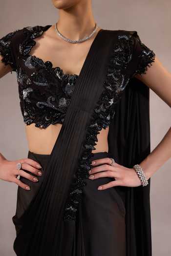 One Knot One By Ashna Black Satin, Crepe Sweetheart Neck Hand Embroidered Pre-draped Saree Set at Aza Fashions One Knot One By Ashna_Black Satin, Crepe Sweetheart Neck Hand Embroidered Pre-draped Saree Set _at_Aza_Fashions