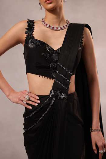 Buy One Knot One By Ashna Black Satin, Crepe Sweetheart Neck Tonal Hand Embroidered Pre-draped Saree Set Online at Aza Fashions Buy_One Knot One By Ashna_Black Satin, Crepe Sweetheart Neck Tonal Hand Embroidered Pre-draped Saree Set _Online_at_Aza_Fashions