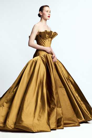 Gauri & Nainika_Gold Satin Bandeau Neck Strapless Balloon Gown _Online_at_Aza_Fashions