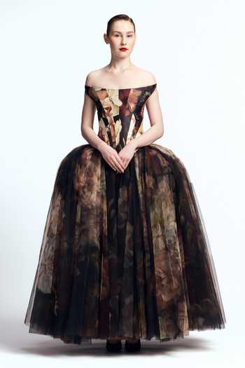 Buy Gauri & Nainika Black Tulle Off-shoulder Off Panelled Corseted Gown Online at Aza Fashions Buy_Gauri & Nainika_Black Tulle Off-shoulder Off Panelled Corseted Gown _Online_at_Aza_Fashions