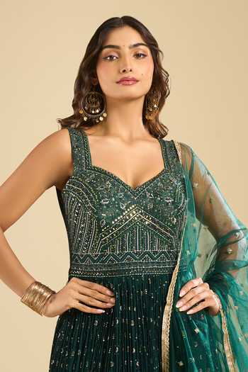 Buy_Samyukta Singhania_Green Georgette, Dupion Sweetheart Neck Embroidered Anarkali And Dupatta Set 