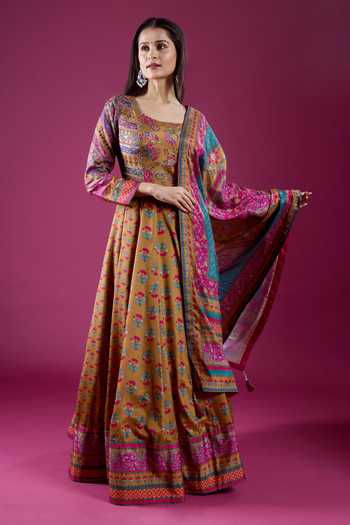 Samyukta Singhania Multi Color Polyester, Chinon Scoop Neck Printed Anarkali And Dupatta Set at Aza Fashions Samyukta Singhania_Multi Color Polyester, Chinon Scoop Neck Printed Anarkali And Dupatta Set _at_Aza_Fashions