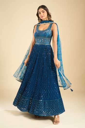 Buy Samyukta Singhania Green Polyester, Chinon Scoop Neck Tonal Embroidered Anarkali And Dupatta Set Online at Aza Fashions Buy_Samyukta Singhania_Green Polyester, Chinon Scoop Neck Tonal Embroidered Anarkali And Dupatta Set _Online_at_Aza_Fashions
