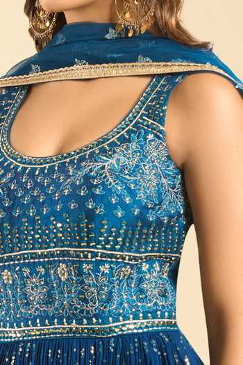 Samyukta Singhania Green Polyester, Chinon Scoop Neck Tonal Embroidered Anarkali And Dupatta Set at Aza Fashions Samyukta Singhania_Green Polyester, Chinon Scoop Neck Tonal Embroidered Anarkali And Dupatta Set _at_Aza_Fashions