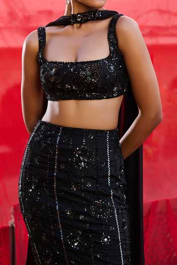 Zoon Black Aari Embroidered Fish Cut Lehenga Set For Kids Online at Aza Fashions Zoon_Black Aari Embroidered Fish Cut Lehenga Set For Kids_Online_at_Aza_Fashions