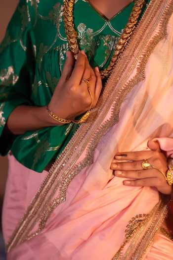Shop Shorshe Clothing Pink Silk, Satin Kolka Striped Saree Online at Aza Fashions Shop_Shorshe Clothing_Pink Silk, Satin Kolka Striped Saree _Online_at_Aza_Fashions