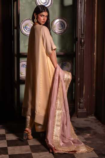 Shorshe Clothing Mehre Kurta & Striped Farshi Pant Set