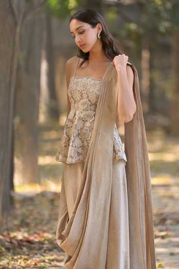Dash And Dot Brown Viscose, Linen Pleated Pre-draped Saree at Aza Fashions Dash And Dot_Brown Viscose, Linen Pleated Pre-draped Saree _at_Aza_Fashions