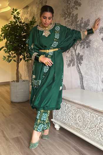 Buy Pink City by Sarika Green Cotton, Mohair Embroidery Round Neck Peacock Draped Kurta Set Buy_Pink City by Sarika_Green Cotton, Mohair Embroidery Round Neck Peacock Draped Kurta Set