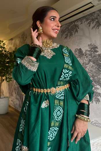 Shop Pink City by Sarika Green Cotton, Mohair Embroidery Round Neck Peacock Draped Kurta Set Shop_Pink City by Sarika_Green Cotton, Mohair Embroidery Round Neck Peacock Draped Kurta Set