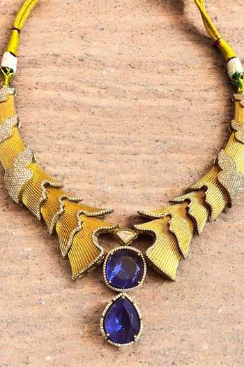 Amaara Jewels Azure Leaf Necklace Set 