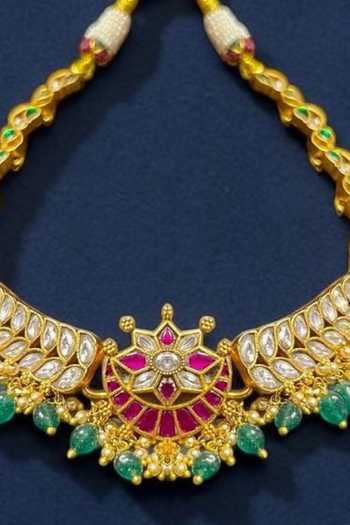 Amaara Jewels Noorvana Handcrafted Choker Necklace Set 