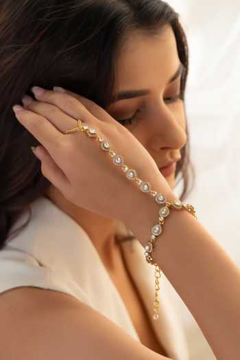 Do Taara Polki Embellished Hathphool - Single Pc 