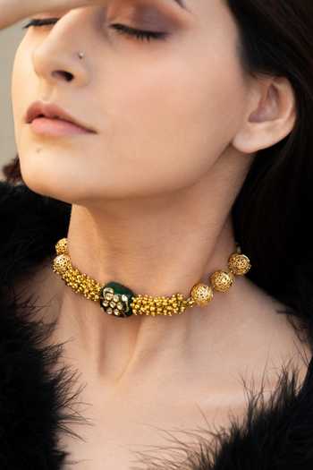 Do Taara Green Embellished Choker Necklace 