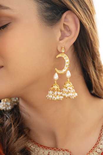 Do Taara_Gold Plated Pearls Embellished Jhumka Earrings _Online_at_Aza_Fashions