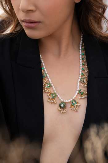 Do Taara_Green Kundan Embellished Necklace _at_Aza_Fashions