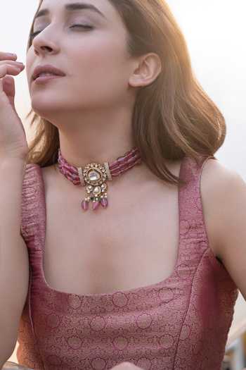 Do Taara Pink Polki Embellished Pendant Choker Online at Aza Fashions Do Taara_Pink Polki Embellished Pendant Choker _Online_at_Aza_Fashions