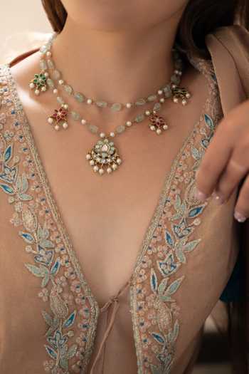 Do Taara Mint Kundan Embellished Necklace Set 
