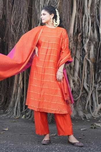Shop Five Point Five Orange Chanderi Round Neck, Yes Lalita Straight Kurta Set Online at Aza Fashions Shop_Five Point Five_Orange Chanderi Round Neck, Yes Lalita Straight Kurta Set _Online_at_Aza_Fashions