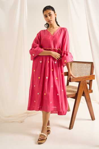 Himani Punatar Daisy Embroidered Chanderi Kaftan  