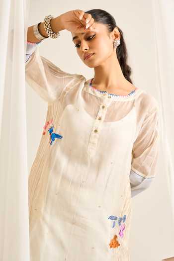 Buy Himani Punatar Off White Chanderi, Cotton Round Neck, Yes Inverted Tulip Embroidered Kurta Set Online at Aza Fashions Buy_Himani Punatar_Off White Chanderi, Cotton Round Neck, Yes Inverted Tulip Embroidered Kurta Set _Online_at_Aza_Fashions
