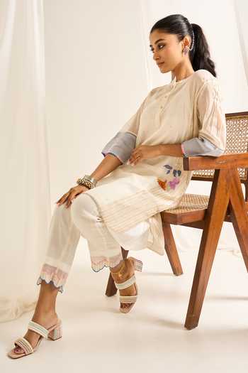 Himani Punatar Inverted Tulip Embroidered Kurta Set 