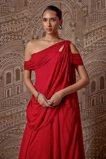 Ridhi Mehra Red Chiffon The Precious Pre-draped Saree With Corset Online at Aza Fashions Ridhi Mehra_Red Chiffon The Precious Pre-draped Saree With Corset _Online_at_Aza_Fashions