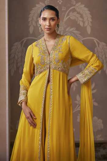 Buy_Ridhi Mehra_Yellow Georgette, Net V-neck The Descent Kurta Set _Online_at_Aza_Fashions