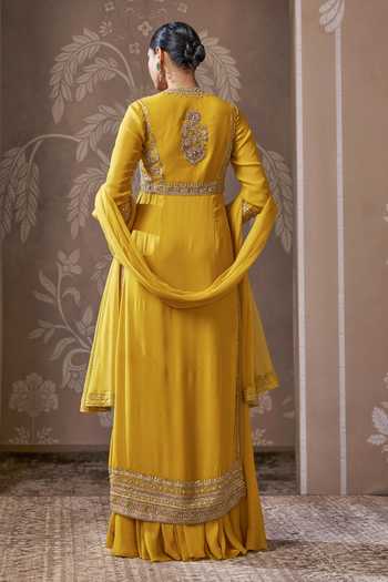 Ridhi Mehra The Descent Kurta Set 