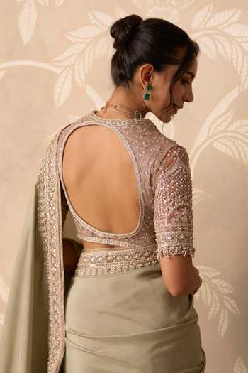 Ridhi Mehra_Green Silk, Net, Tissue V-neck Ziya Placement Embroidered Saree With Blouse _Online_at_Aza_Fashions