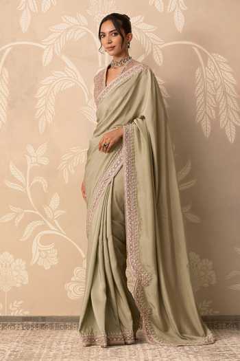 Buy_Ridhi Mehra_Green Silk, Net, Tissue V-neck Ziya Placement Embroidered Saree With Blouse _Online_at_Aza_Fashions