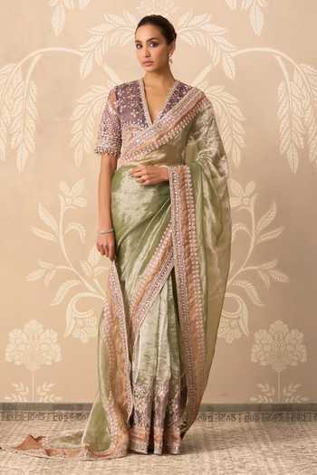 Ridhi Mehra Ehsas Embroidered Saree With Blouse 