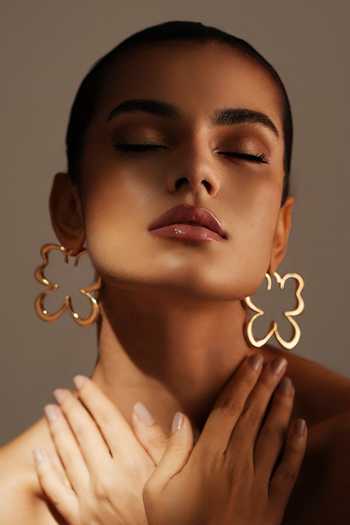 Buy_Varnika Arora_Gold Plated Gilded Flutter Hoop Earrings _Online_at_Aza_Fashions